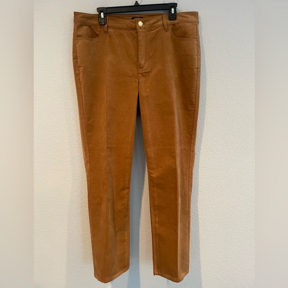Jones New York Women's Brown Straight Leg Corduroy JeansColor: Chestnut Size: 14 - Picture 3 of 9